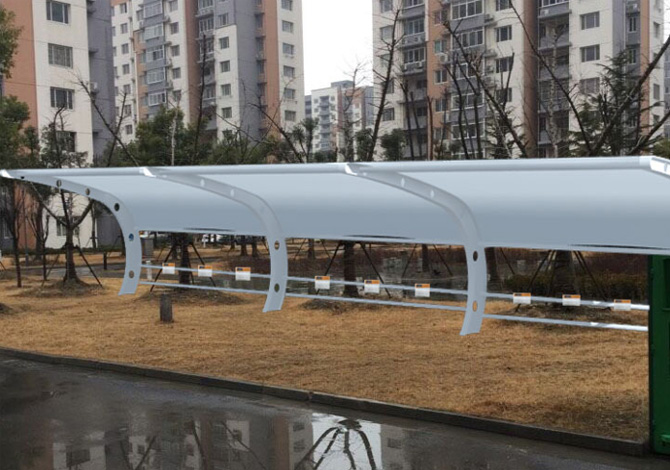 传统的停车棚比现今的膜结构停车棚差在哪里